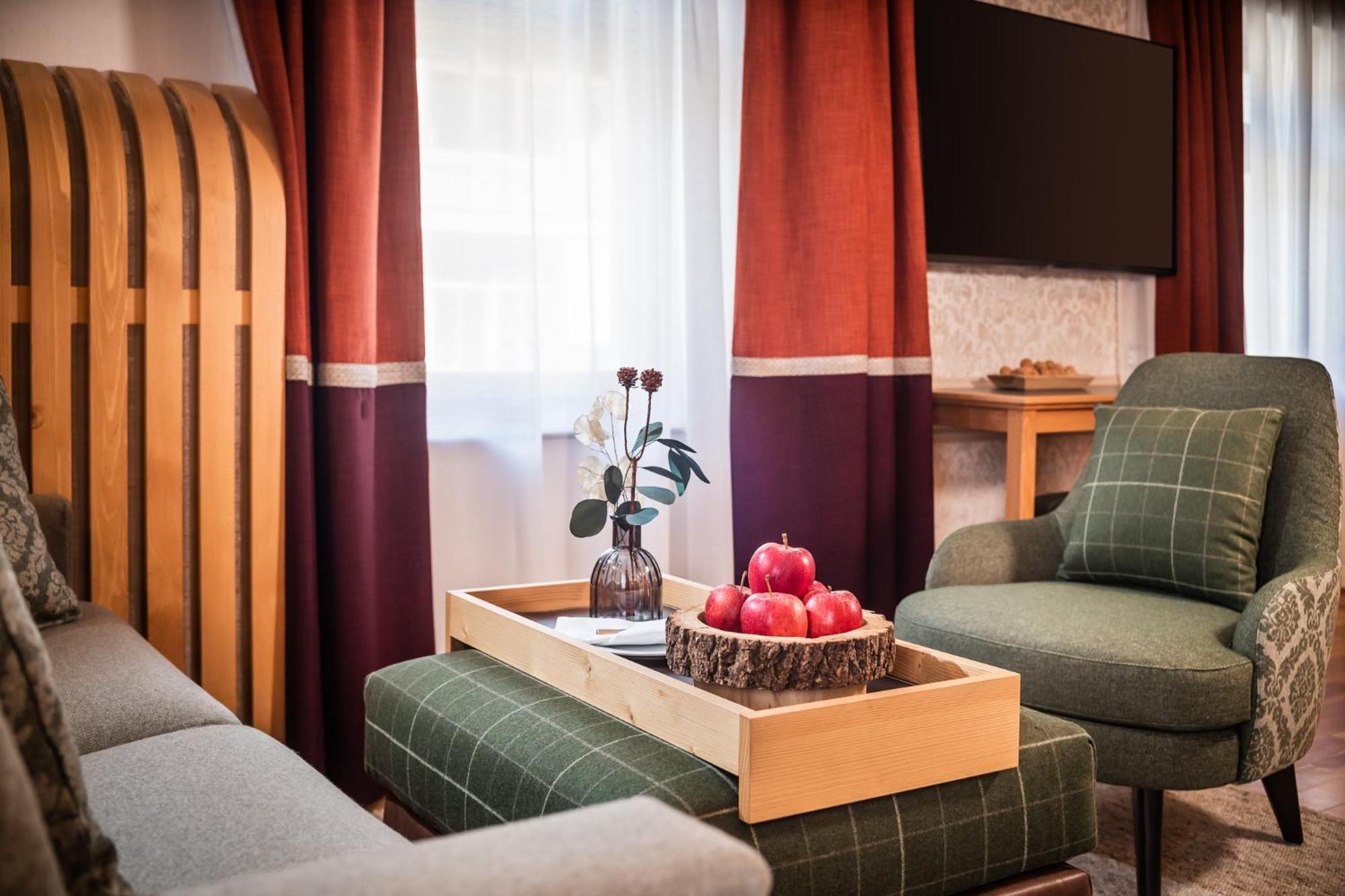 Hotel Flueela Davos - The Unbound Collection By Hyatt Luaran gambar